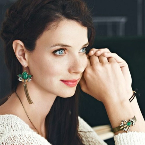 Chloe + Isabel Scarab Locking Bracelet Rare - Picture 2 of 6